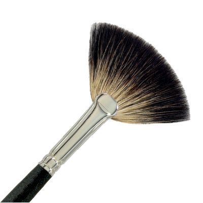 425-12 Traditional Fan Brush