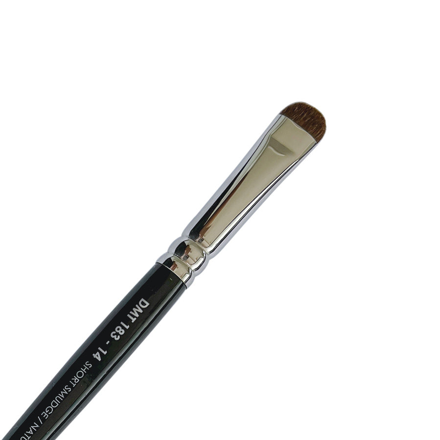 Short Smudge / Natural Blend Brush