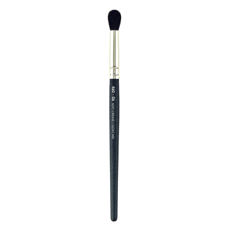 Soft Eyeshadow Crease